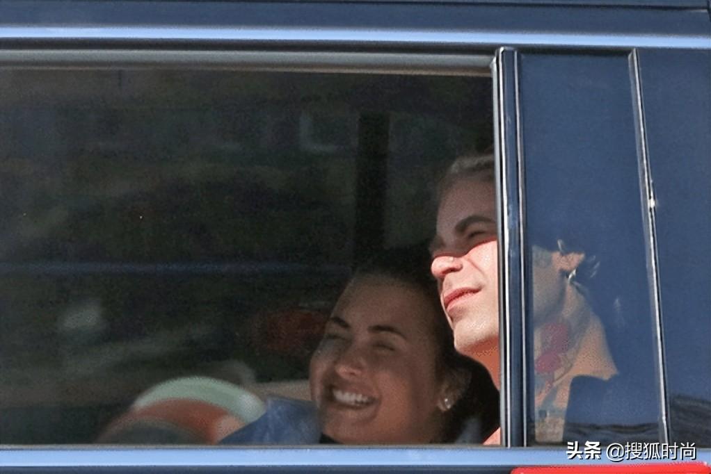 艾薇儿和谁结婚了(欧美天后艾薇儿感情经历) 艾薇儿和谁结婚了(欧美天后艾薇儿感情经历)