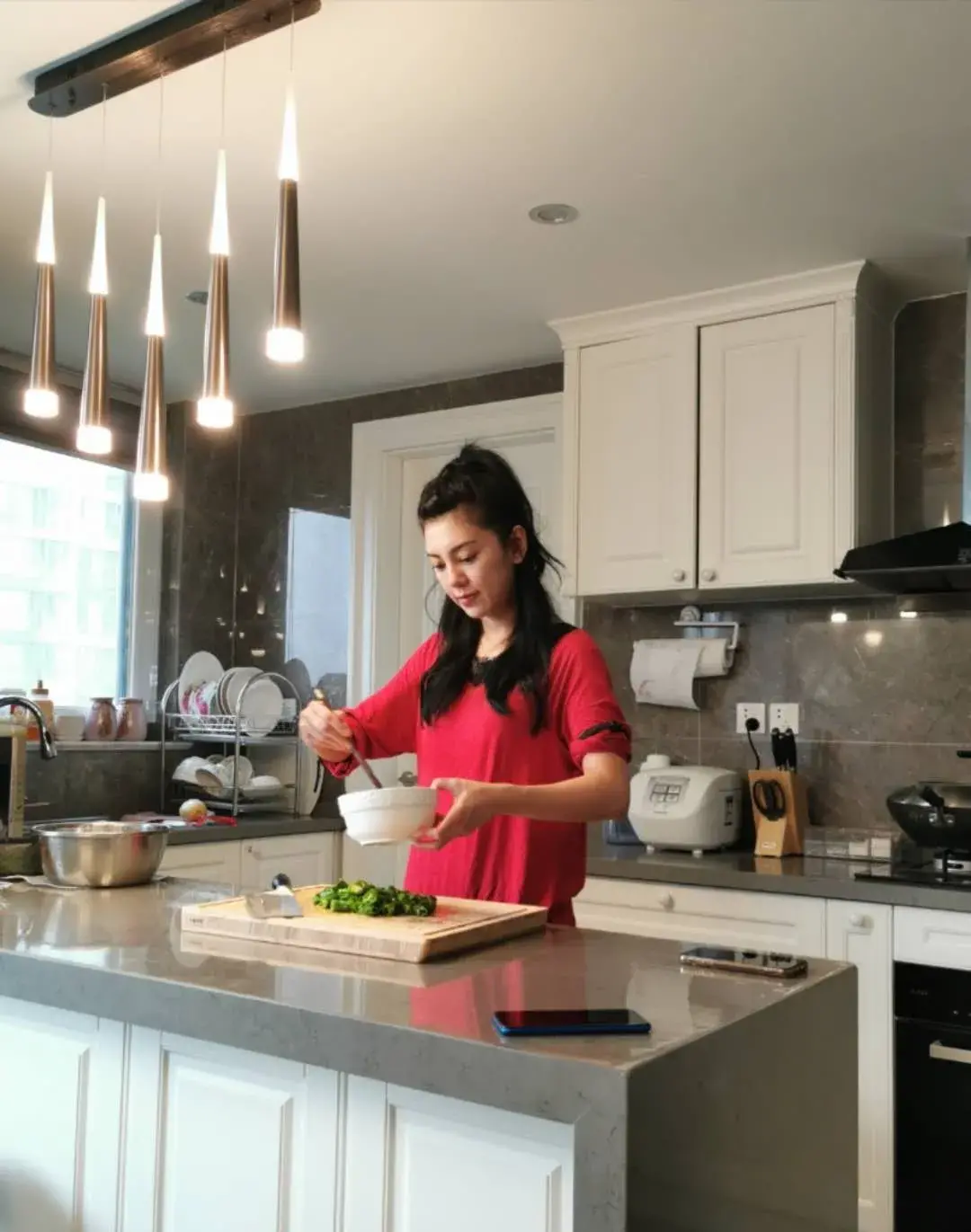 爱情公寓羽墨扮演者是谁（赵文琪资料介绍）