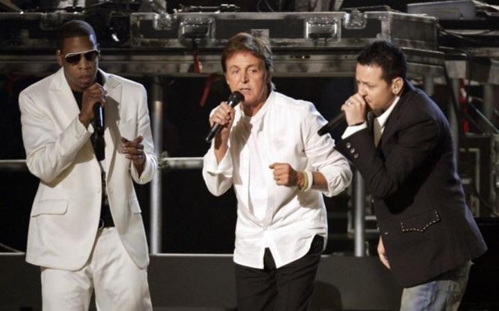 查斯特·贝宁顿经历了什么（林肯公园查斯特·贝宁顿死亡之谜）