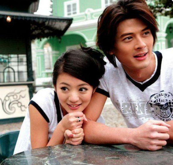 安以轩冯绍峰主演的电视剧是哪部（安以轩和冯绍峰合作过的戏）