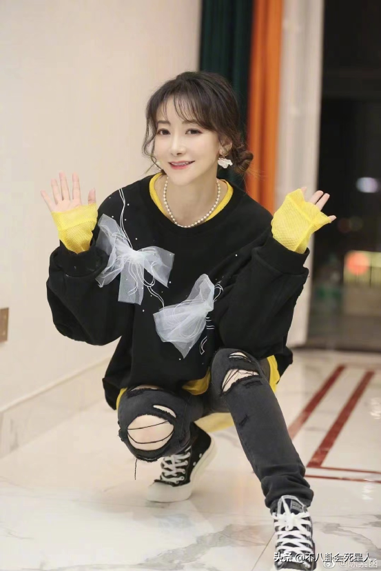 曾华倩老公林肇基现状（盘点被朋友挖墙脚的4位女星）