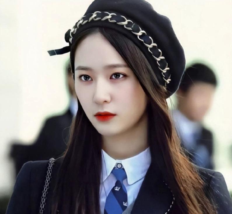 车恩尚的姐姐是干嘛的（继承者车恩尚的真实身份姐姐）