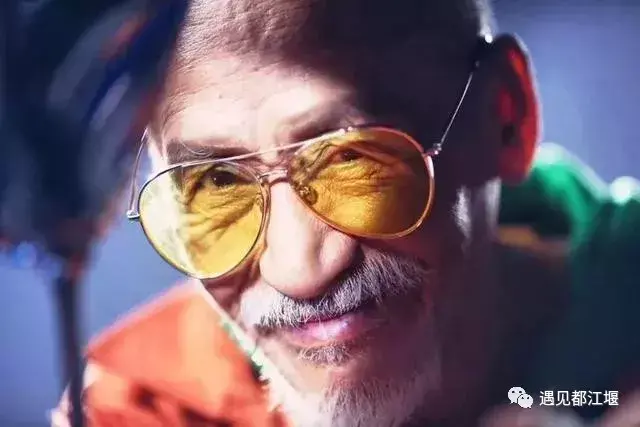 陈彼得年轻时候的照片（歌手陈彼得个人资料简介）