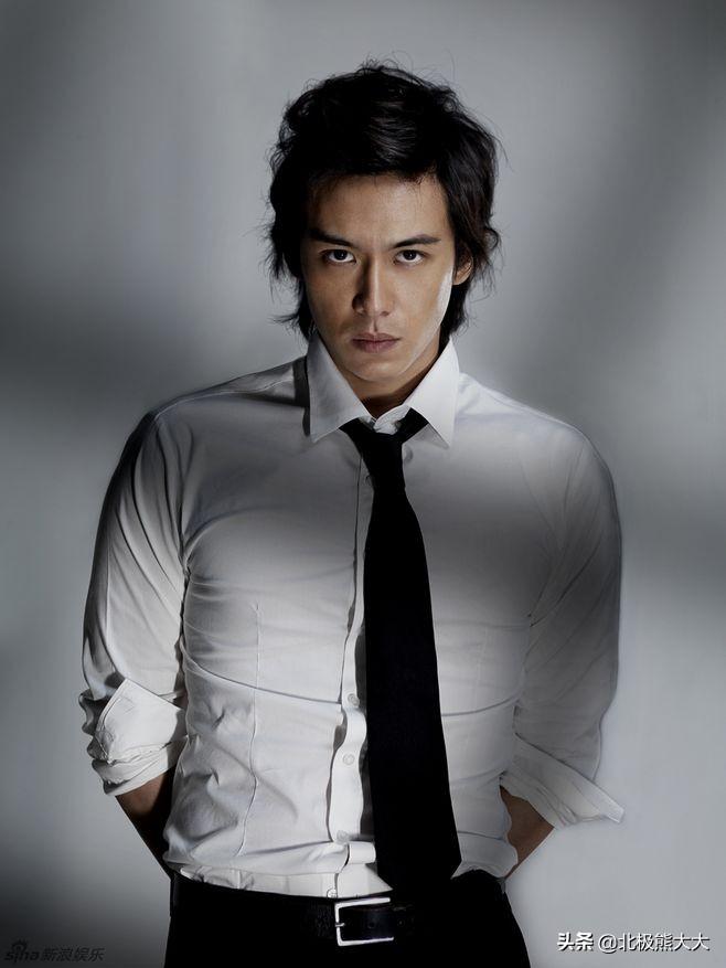 陈楚河承认过的女友照片（陈楚河和王毓菲分手原因）