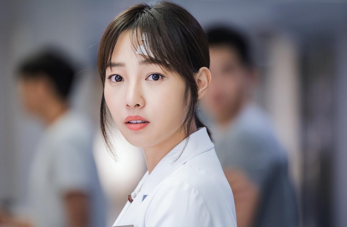 白百何一阳指是怎么回事（演员白百何事件真相分析）