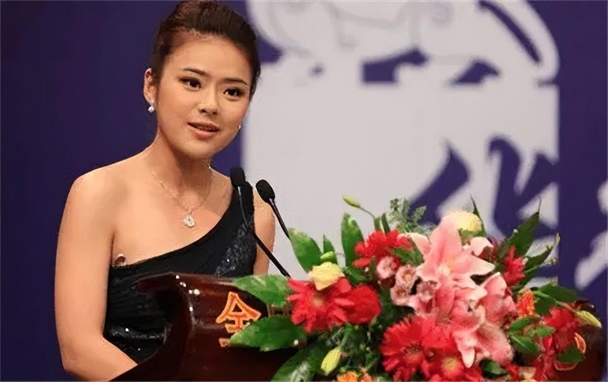 陈辰老公余笛是哪里人（东方卫视主持人陈辰陈辰个人婚史）