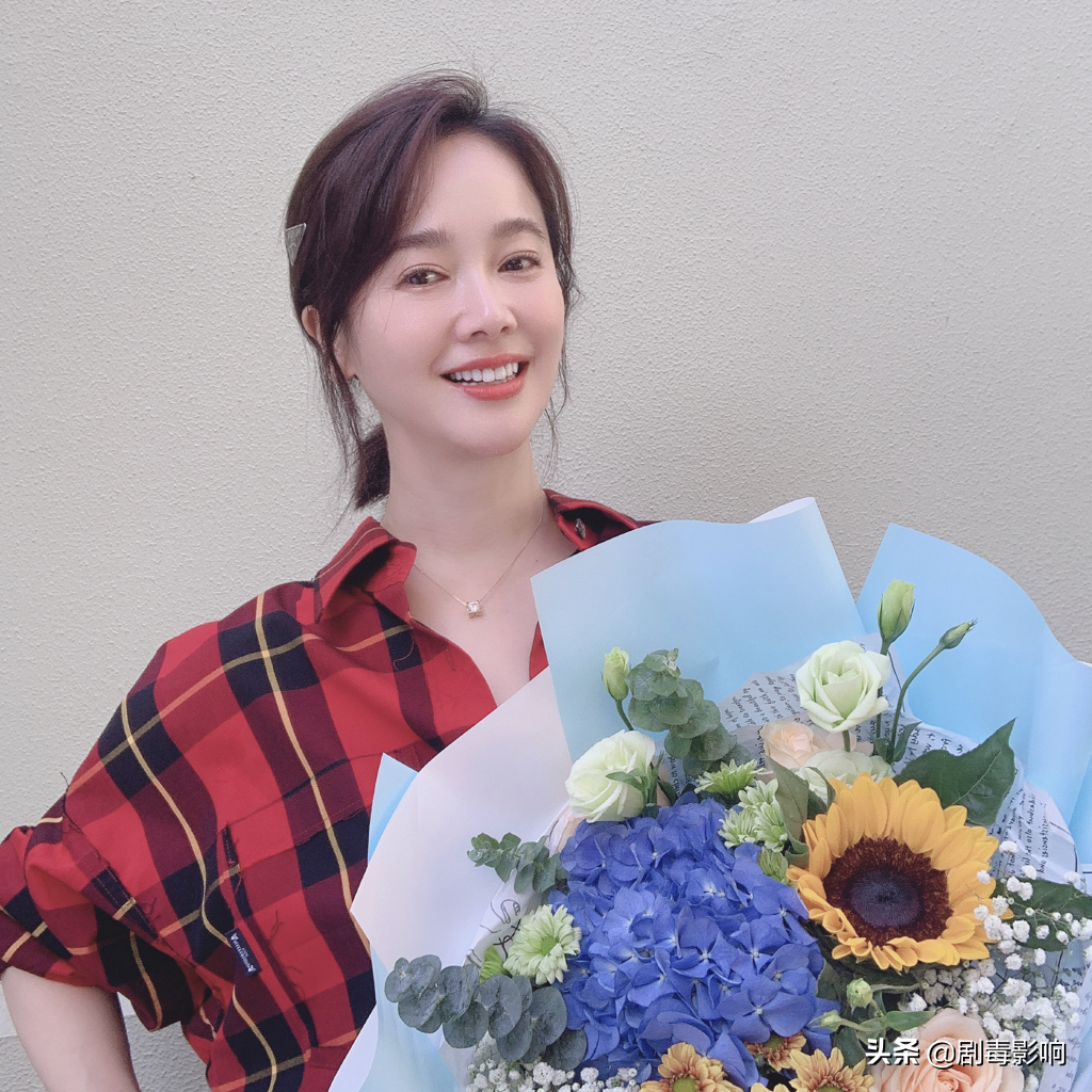 陈道明和咏梅左小青是怎么回事（揭秘陈道明的绯闻情史）