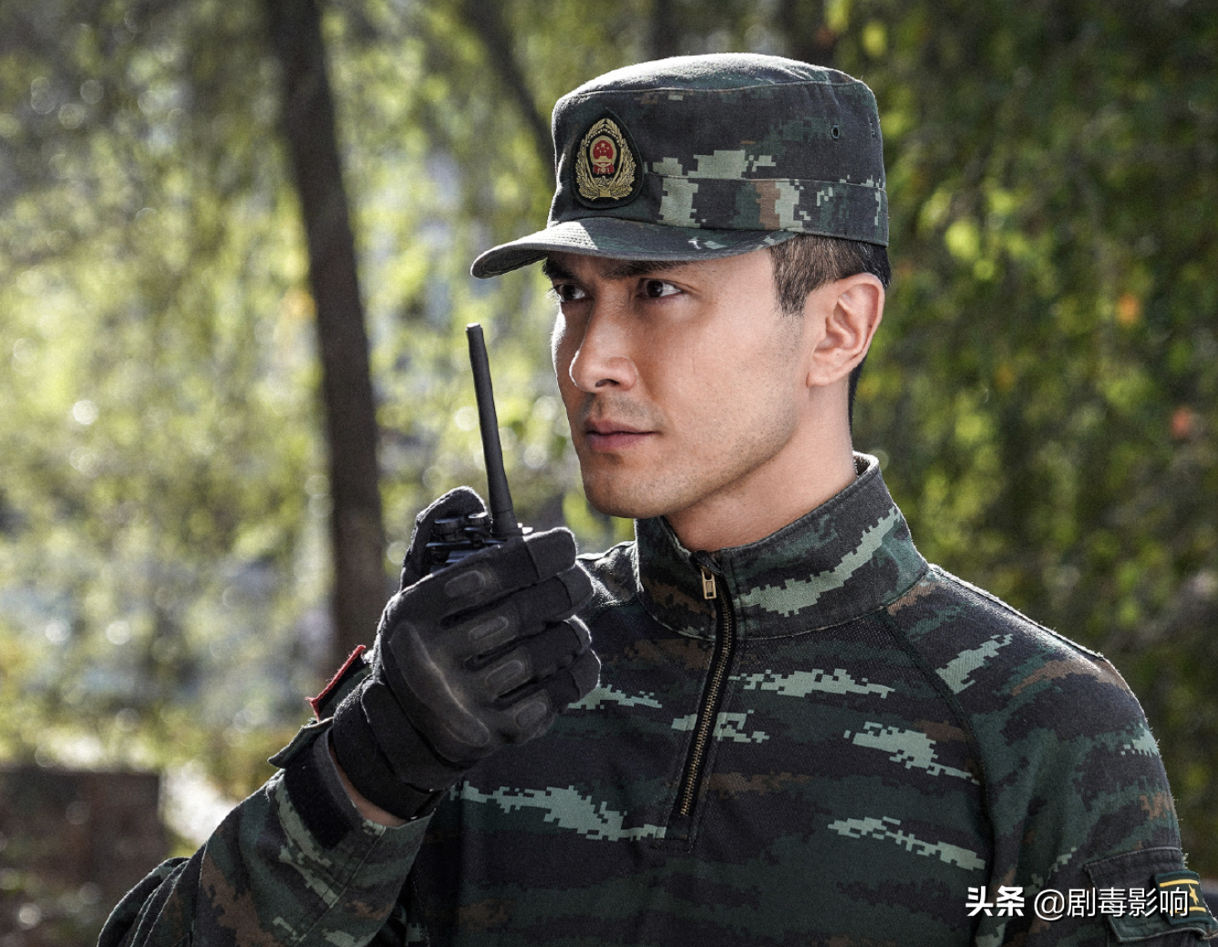 陈道明和咏梅左小青是怎么回事（揭秘陈道明的绯闻情史）