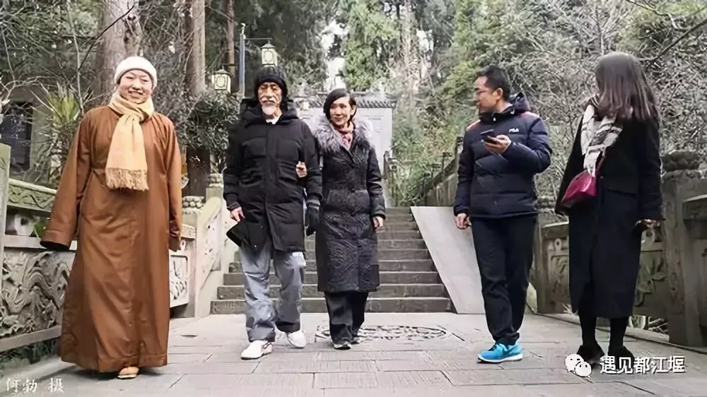 陈彼得年轻时候的照片（歌手陈彼得个人资料简介）