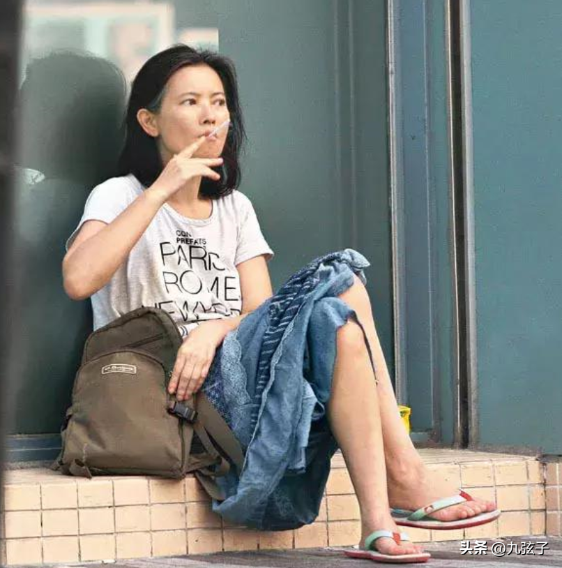 曾志伟酒后说尝到过周冬雨（周冬雨和曾志伟亲密关系真相）