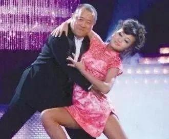 蓝洁瑛为什么说曾志伟（蓝洁瑛变疯的真正原因）