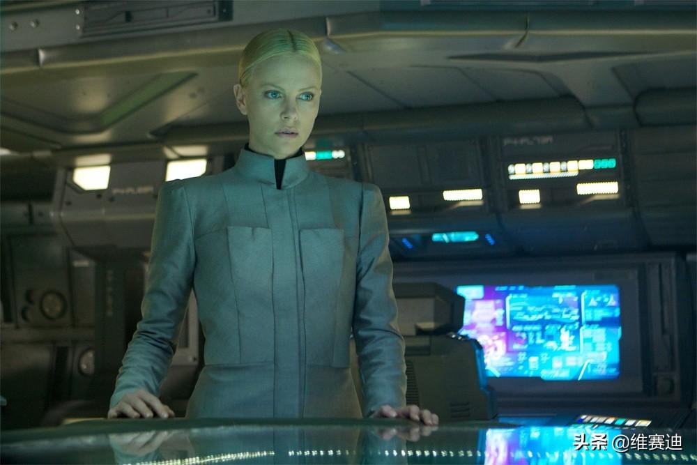 查理兹塞隆在美国地位（南非女神查理兹·塞隆资料简介）