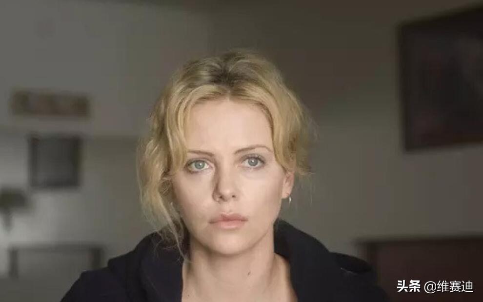 查理兹塞隆在美国地位（南非女神查理兹·塞隆资料简介）