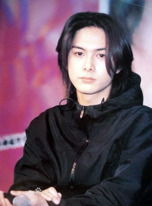 柏原崇近照与旧照对比（柏原崇照片颜值巅峰）