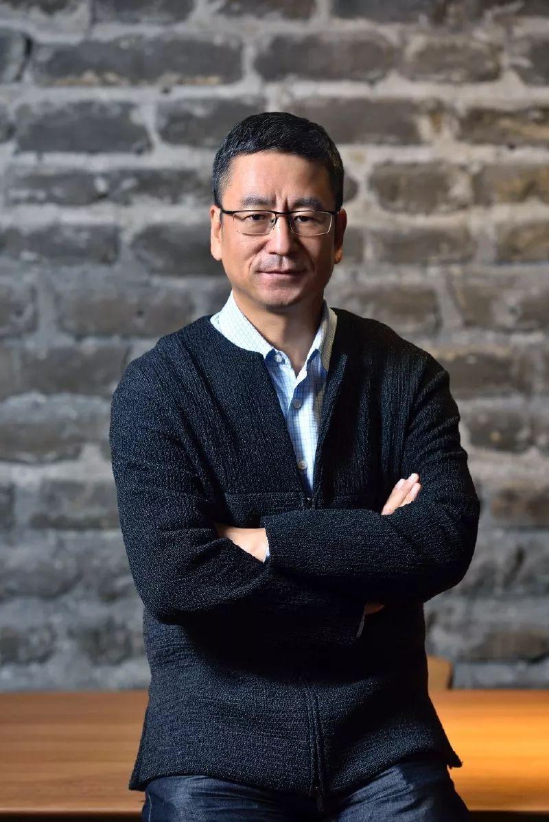 央视主持人白岩松怎么了（江苏女婿白岩松资料介绍）