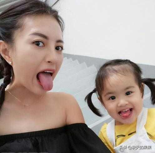 包文婧1987年7月10日出生于辽宁省，饺子妈身材好人漂亮