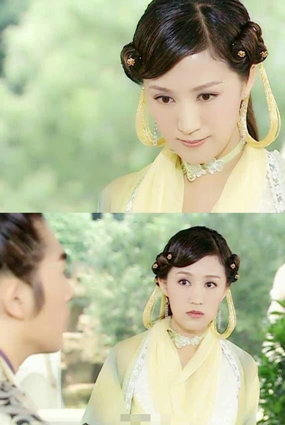 鲍莉和鲍蕾长得太像了（娱乐圈亲戚关系大盘点）