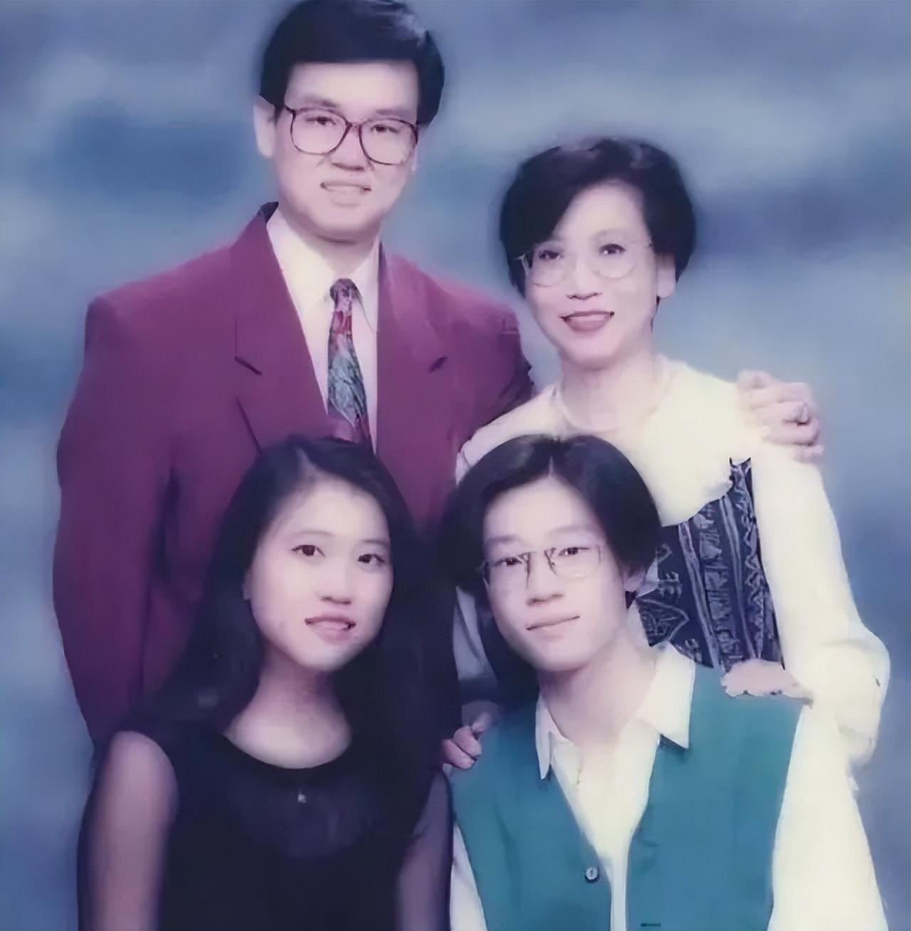 黄百鸣老婆用什么治好的(开心鬼黄百鸣老婆15年的抗癌经历) 黄百鸣老婆用什么治好的(开心鬼黄百鸣老婆15年的抗癌经历)