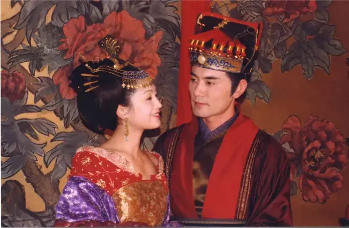 张扬第几代导演（导演张扬的电影作品）