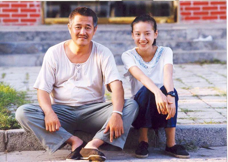 董洁因为什么离的婚（浅解潘粤明与董洁离婚8年）