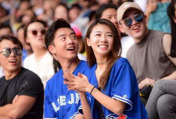 程晓玥为什么要和郑恺分手（程晓玥个人资料介绍）