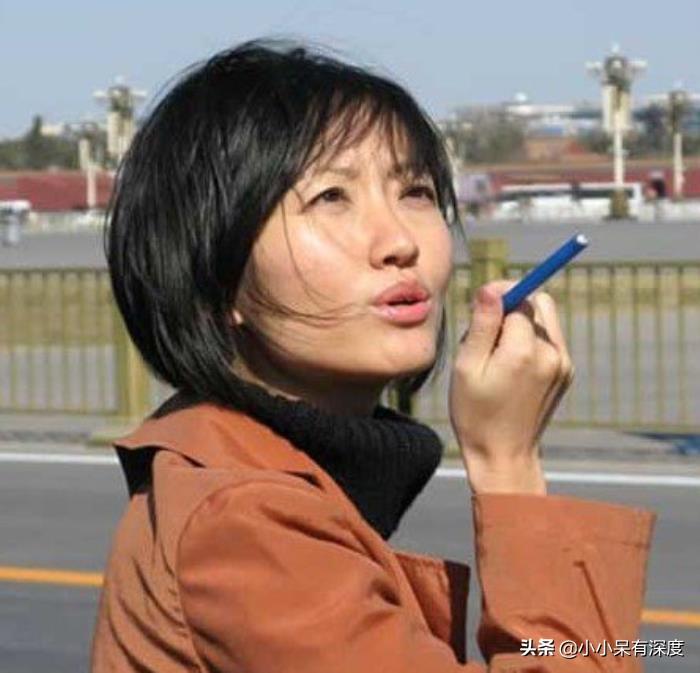 冯唐和谁结婚了（作家冯唐三次婚史介绍）