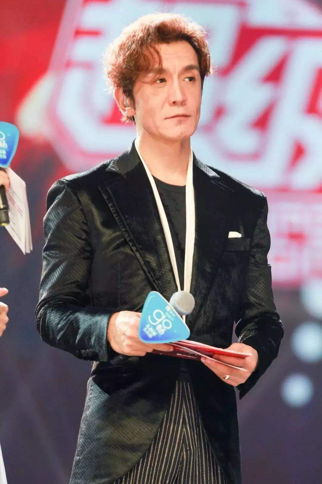 李咏为什么离开央视了（主持人李咏退出央视原因）