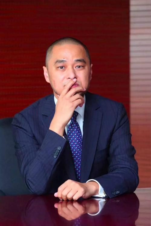 冯唐是个怎样的人（流氓作家冯唐的上位史）