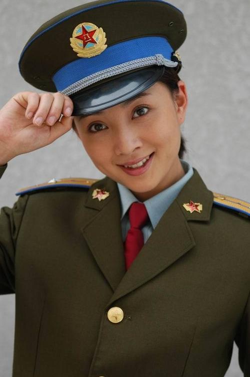 李幼斌的军衔是属于什么级别（盘点高军衔的十位男明星）