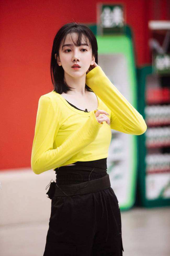 陈小纭是谁的女朋友（后妈扮演者陈小纭的感情经历）