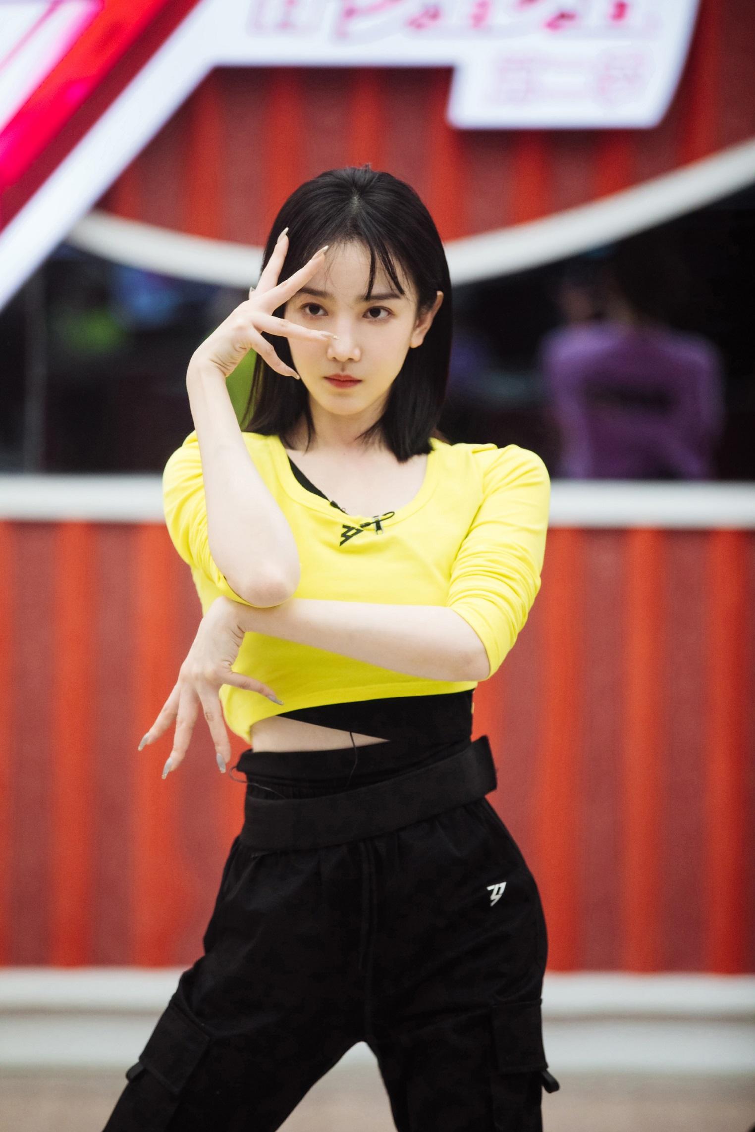 陈小纭是谁的女朋友（后妈扮演者陈小纭的感情经历）