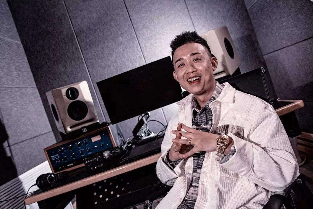 周延王斯然什么时候结婚的（周延老婆王斯然个人资料）