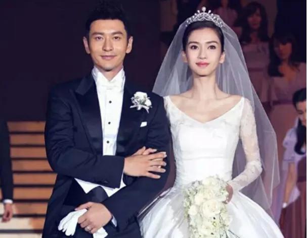 angelababy父母是做什么工作的（杨颖的真实家世介绍）