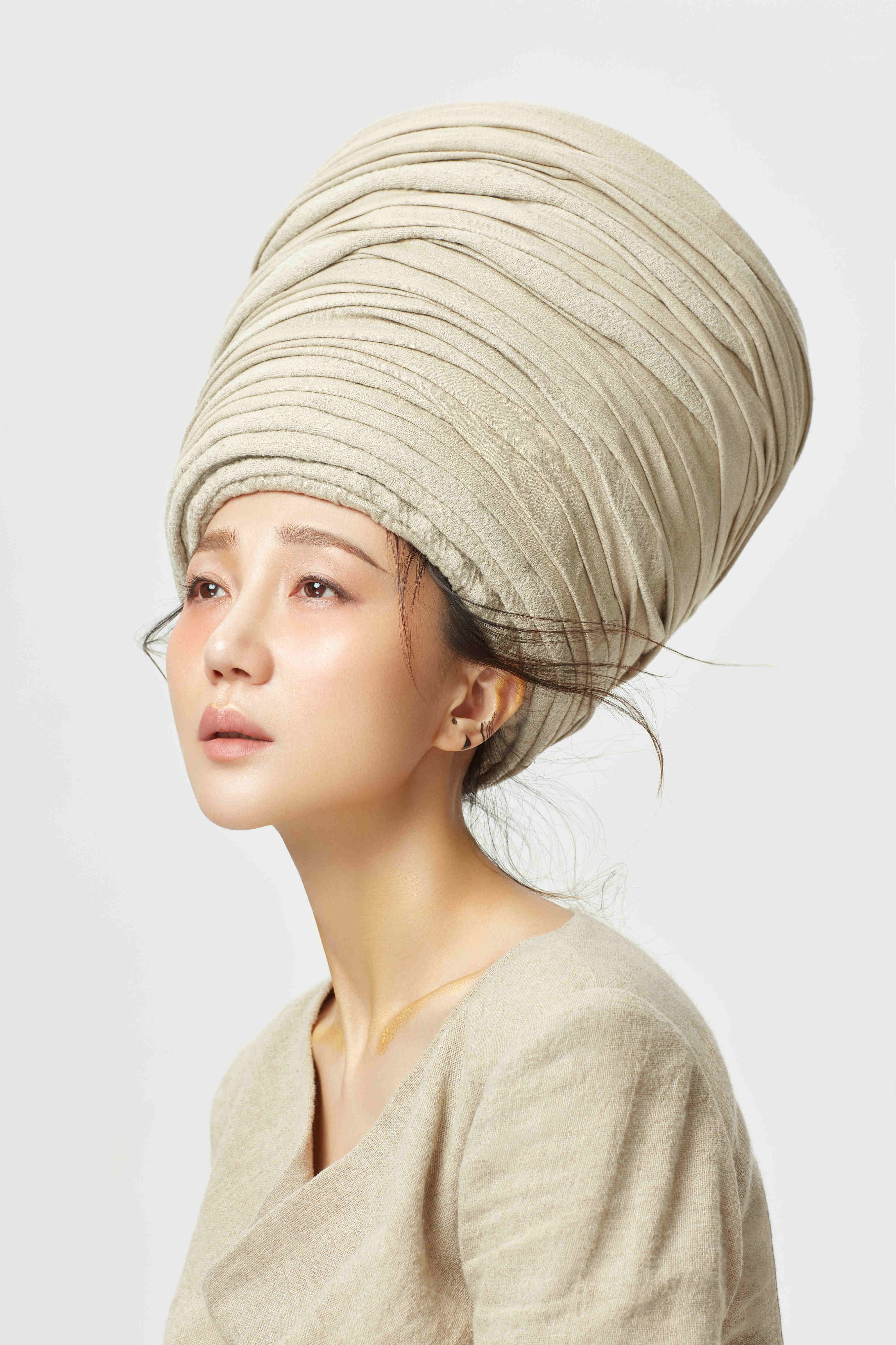 著名歌手阿朵跟谁结婚了（42岁阿朵至今因为高晓松未婚）