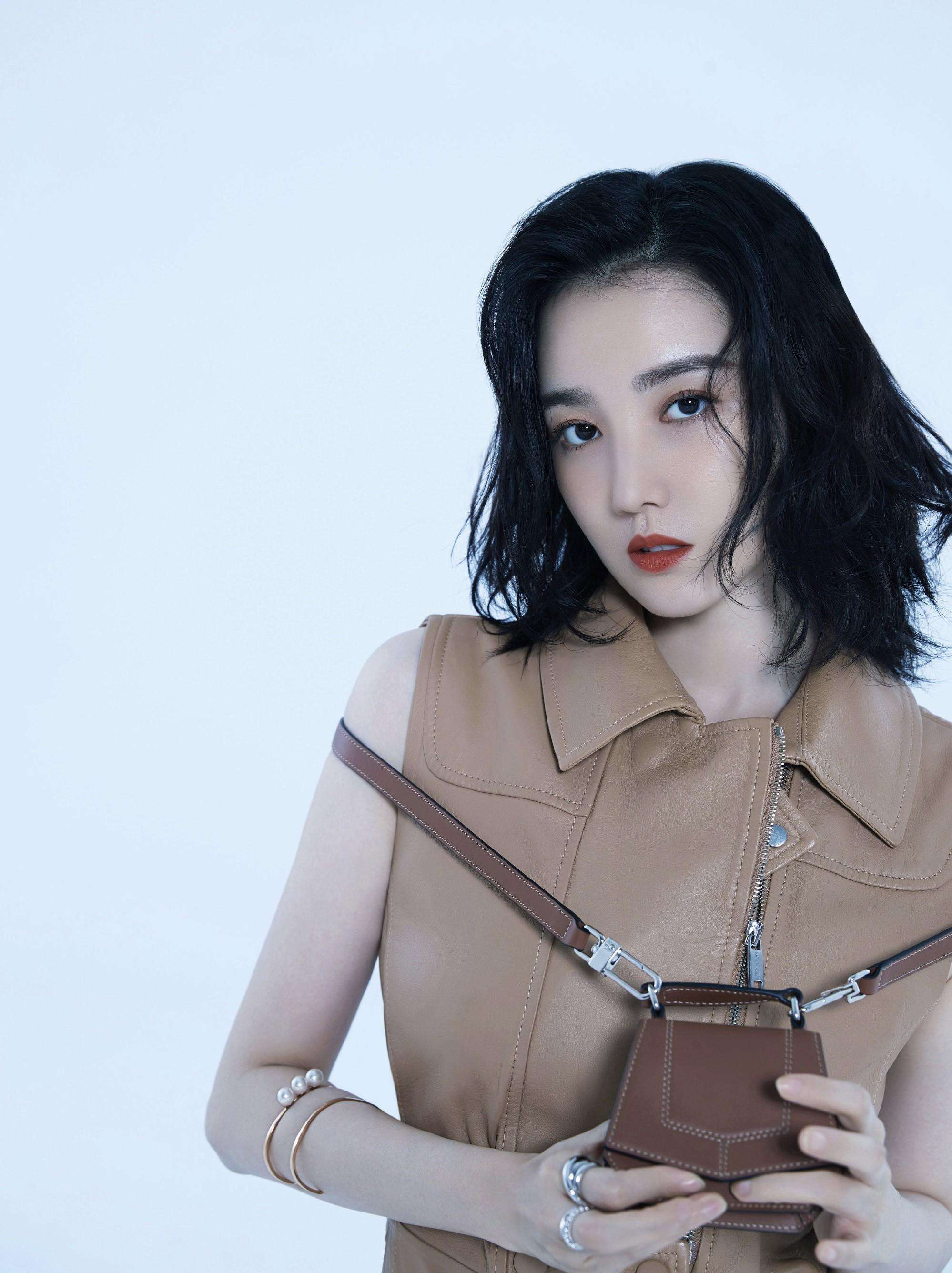 陈小纭是谁的女朋友（后妈扮演者陈小纭的感情经历）