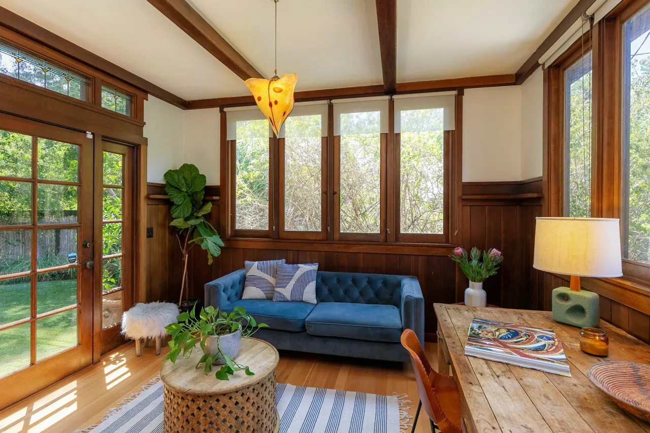 安雅是什么电视剧里的角色（后翼弃兵女主安雅·泰勒-乔伊资料介绍）