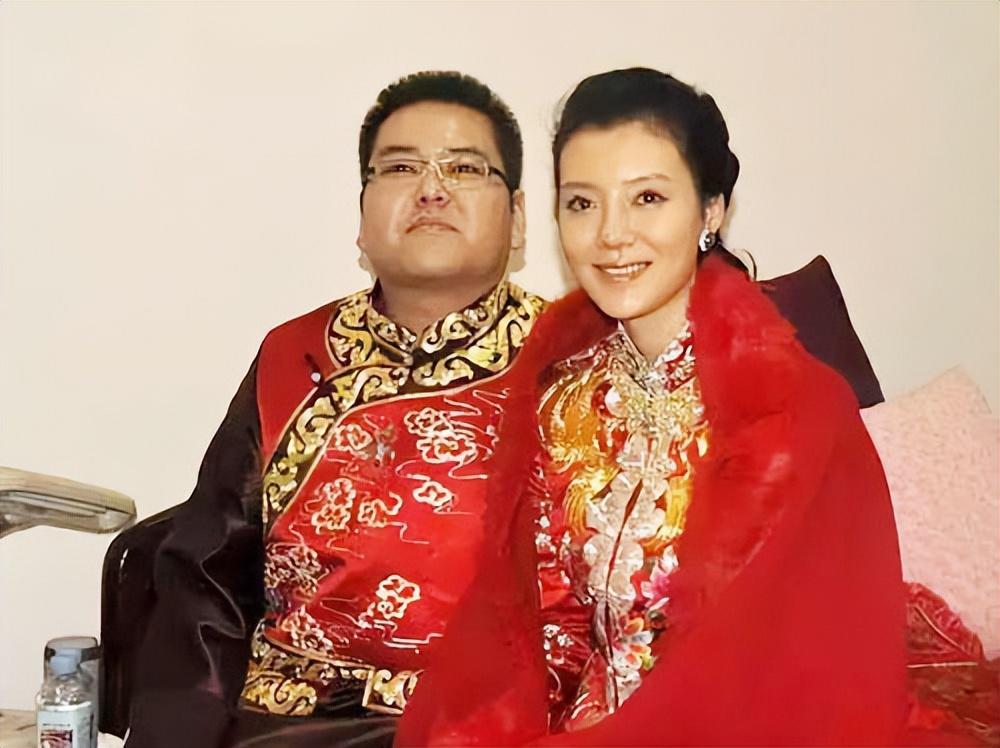 车晓的老公叫什么（车晓与李兆会离婚10年）