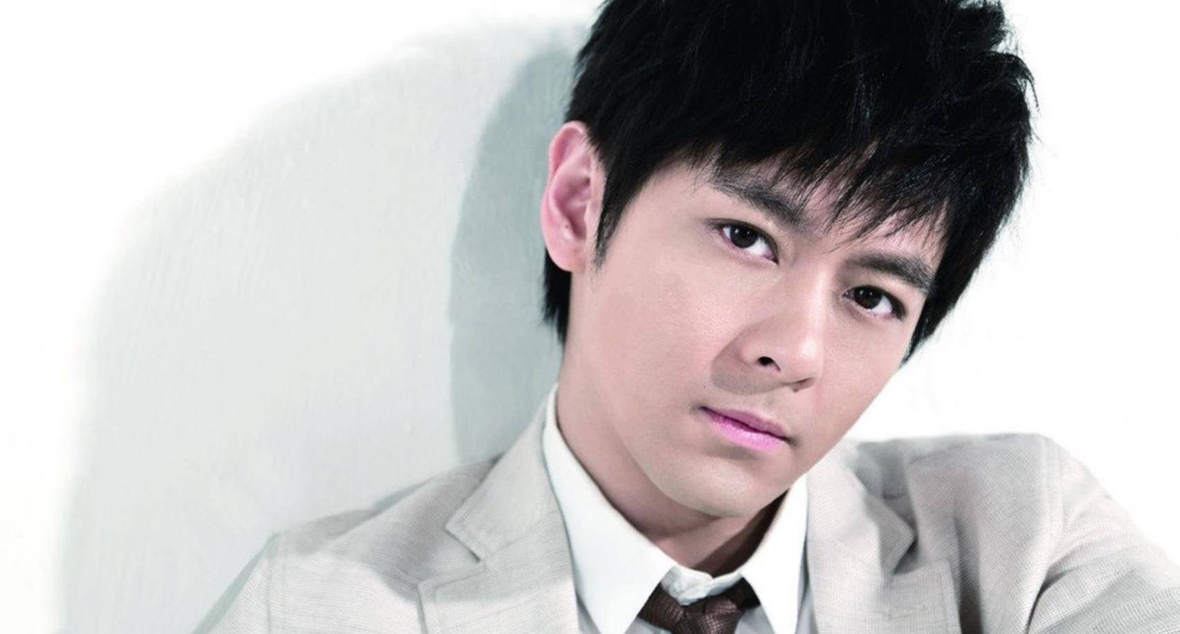 中国最帅的男明星前十名（娱乐圈十大不老男神）