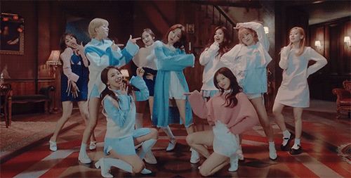 韩国aoa组合成员个人资料（韩国十大顶级女团）