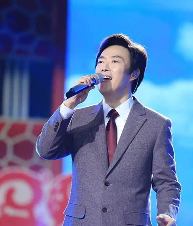 中国最帅的男明星前十名（娱乐圈十大不老男神）