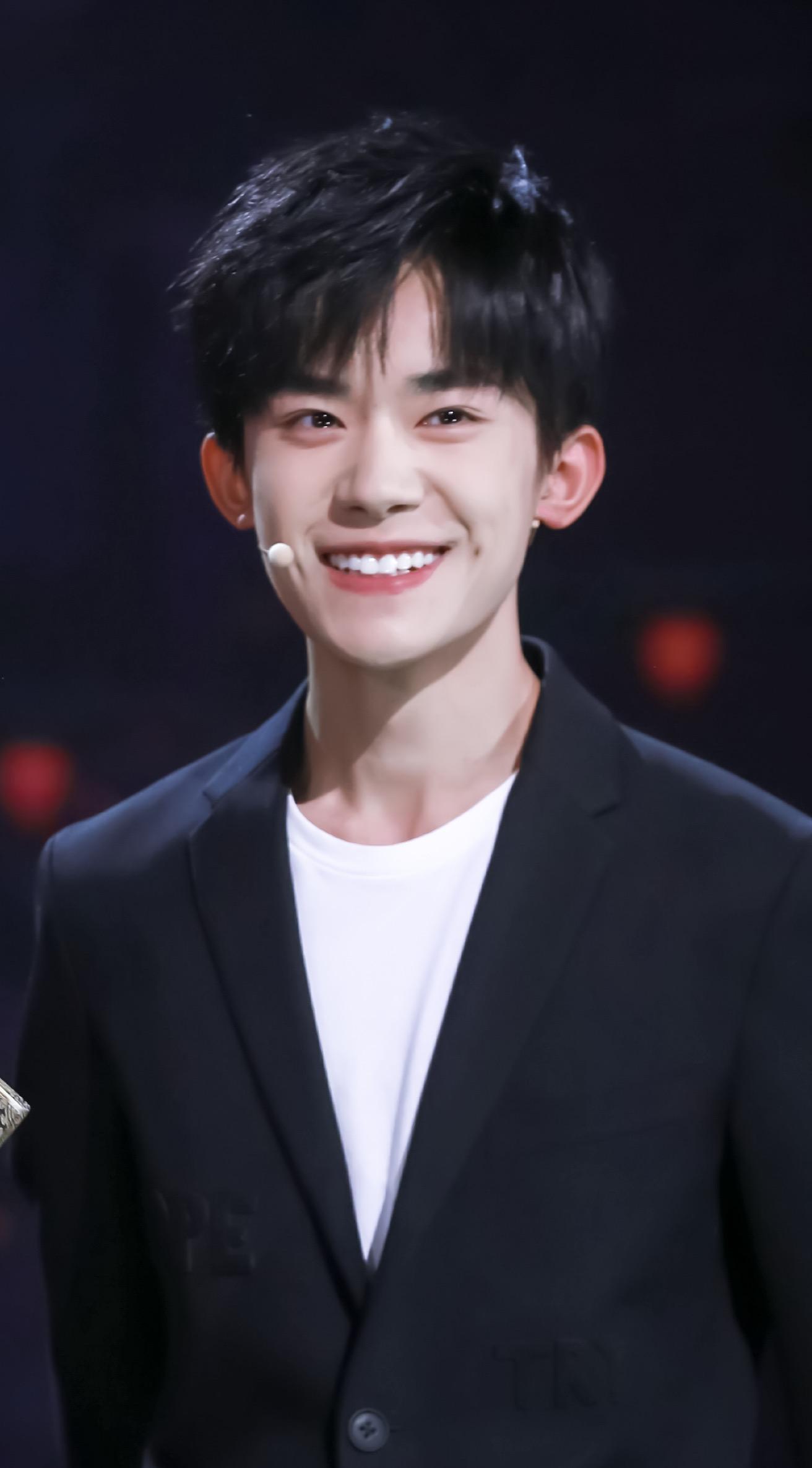 TFboys组合解散了吗（掏粪男孩三人组现状分析）