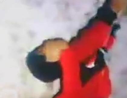 解密红衣小男孩真实事件（高人重庆红衣小男孩背后的大人物）