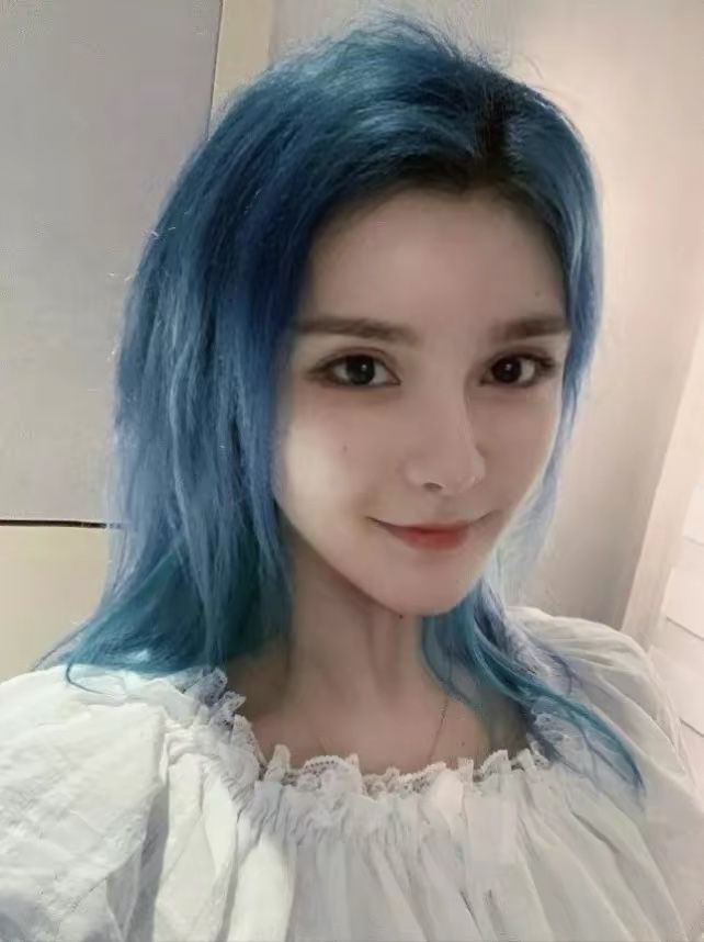 沉珂真的割过舌头吗(初代网红沉珂故事揭秘)