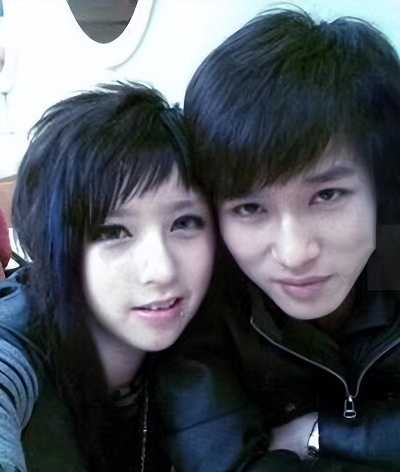 沉珂真的割过舌头吗(初代网红沉珂故事揭秘)