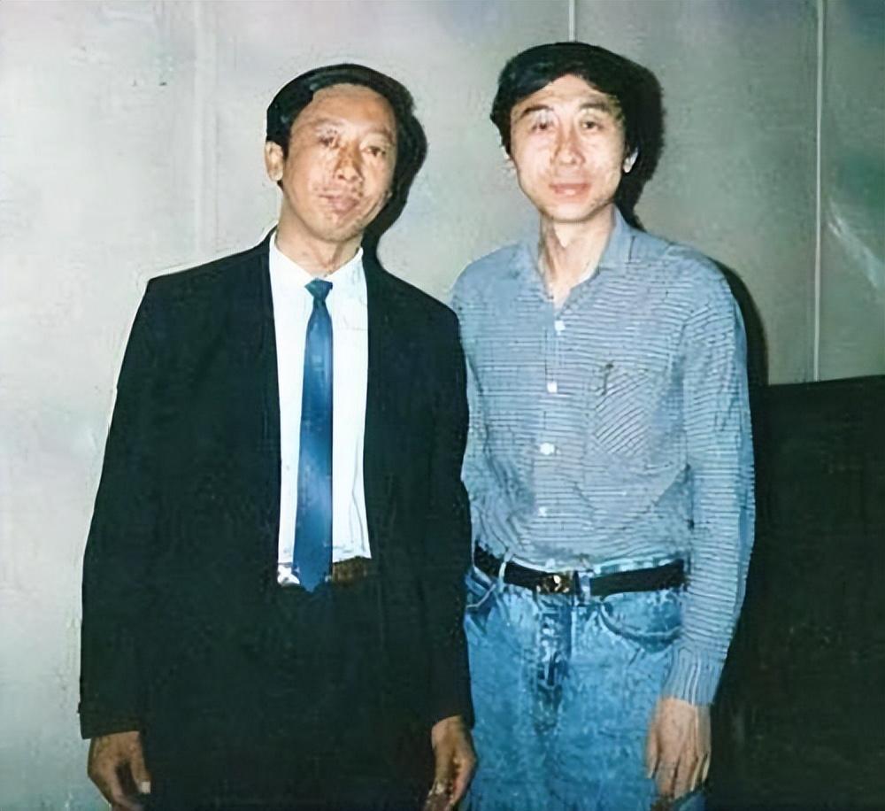 相声演员冯巩的妻子是谁（冯巩妻子艾慧介绍）