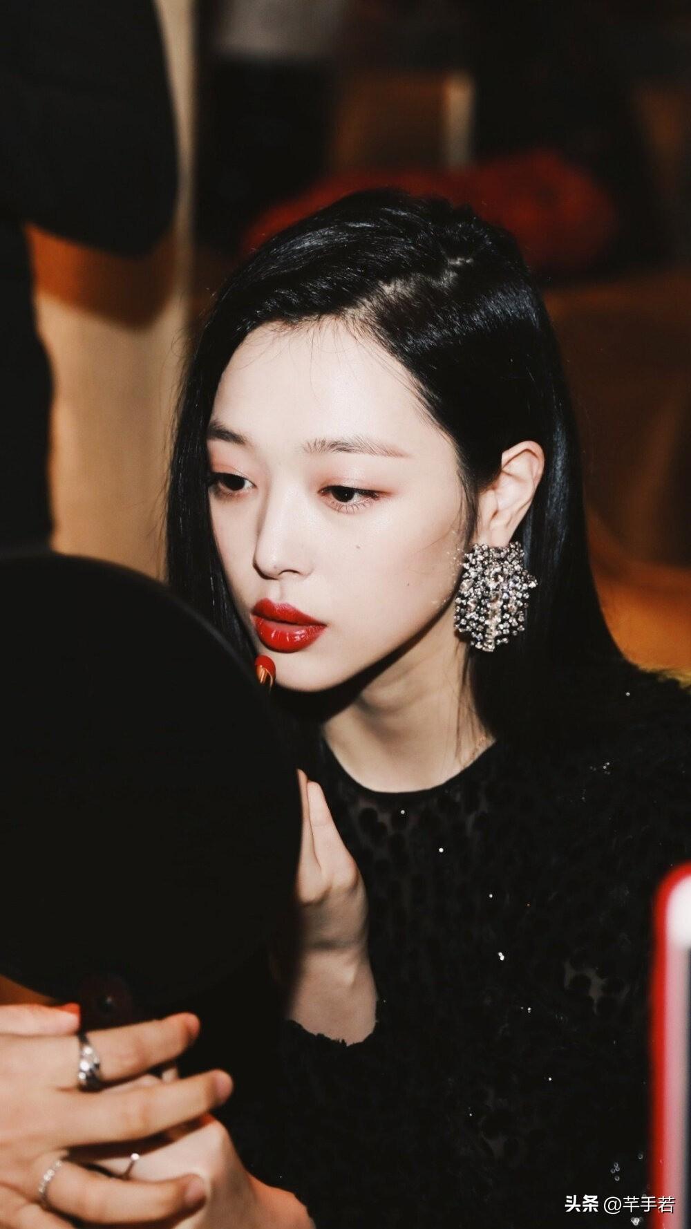 fx组合现在解散了吗（崔雪莉离开FX组合的原因）