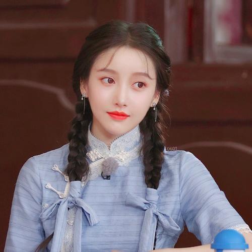 中国公认10大最美女星（国内10大美女演员排名）