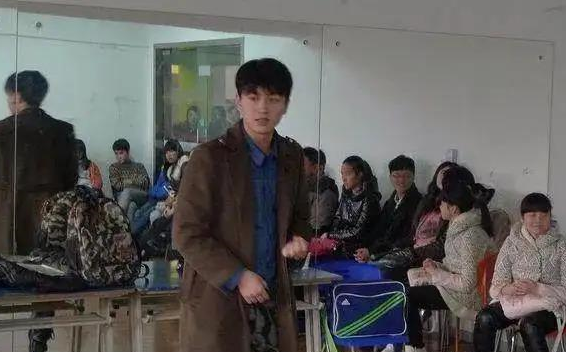 陈晓为啥不娶杨蓉（陈晓杨蓉合作的电视剧）