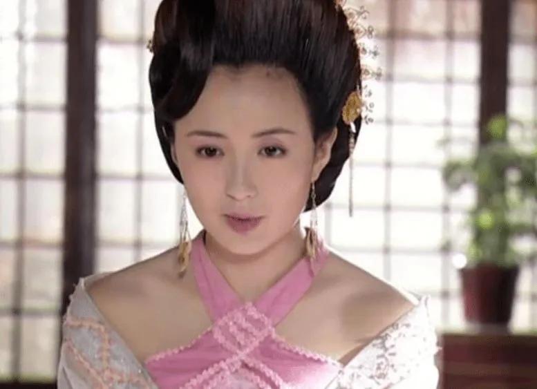 阿朵和陈好为什么那么像（娱乐圈中6对撞脸的女星）