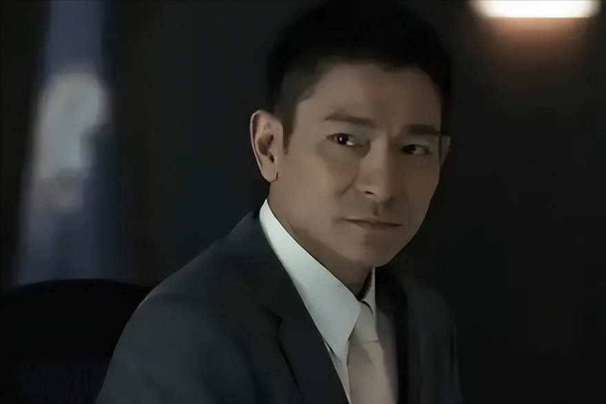 中国最帅的男明星前十名（娱乐圈十大不老男神）